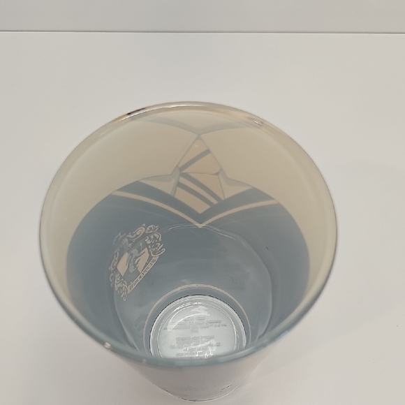 👠 Harry Potter Hogwarts “Hufflepuff” Glass Tumbler - Picture 4 of 7